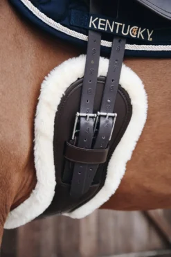 Kentucky Horsewear Sadelgjordar & Tillbehör-Anatomisk Dressyrgjord Fårskinn