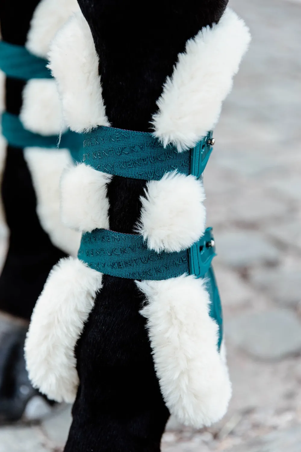 Kentucky Horsewear Kentucky Horsewear|Benskydd & Benlindor-Baboo enkydd Fårkinn Eerald
