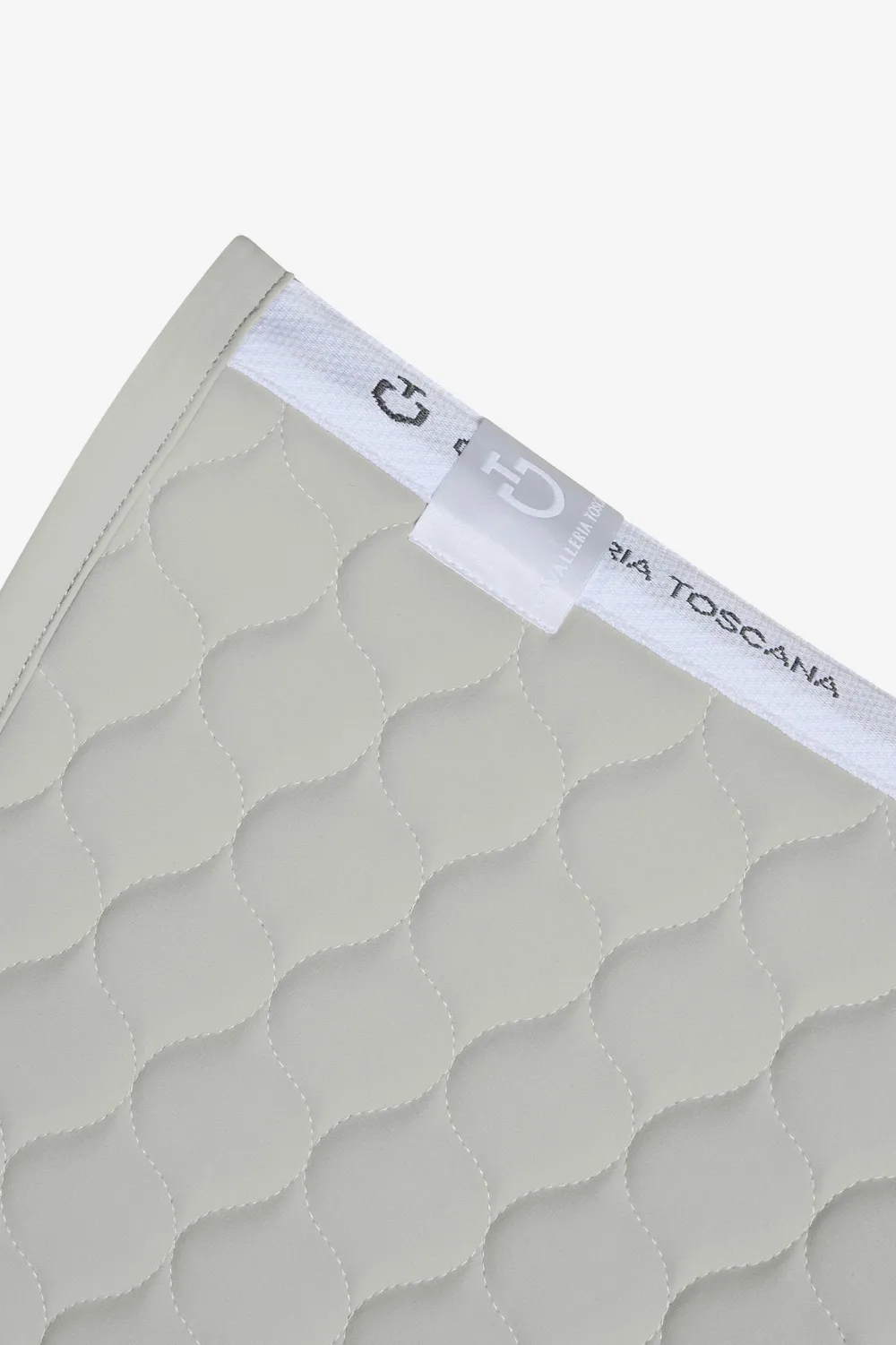 Cavalleria Toscana Cavalleria Toscana|Schabrak & Huvor-Dressyrschabrak Cirkelquiltning Belgian Block