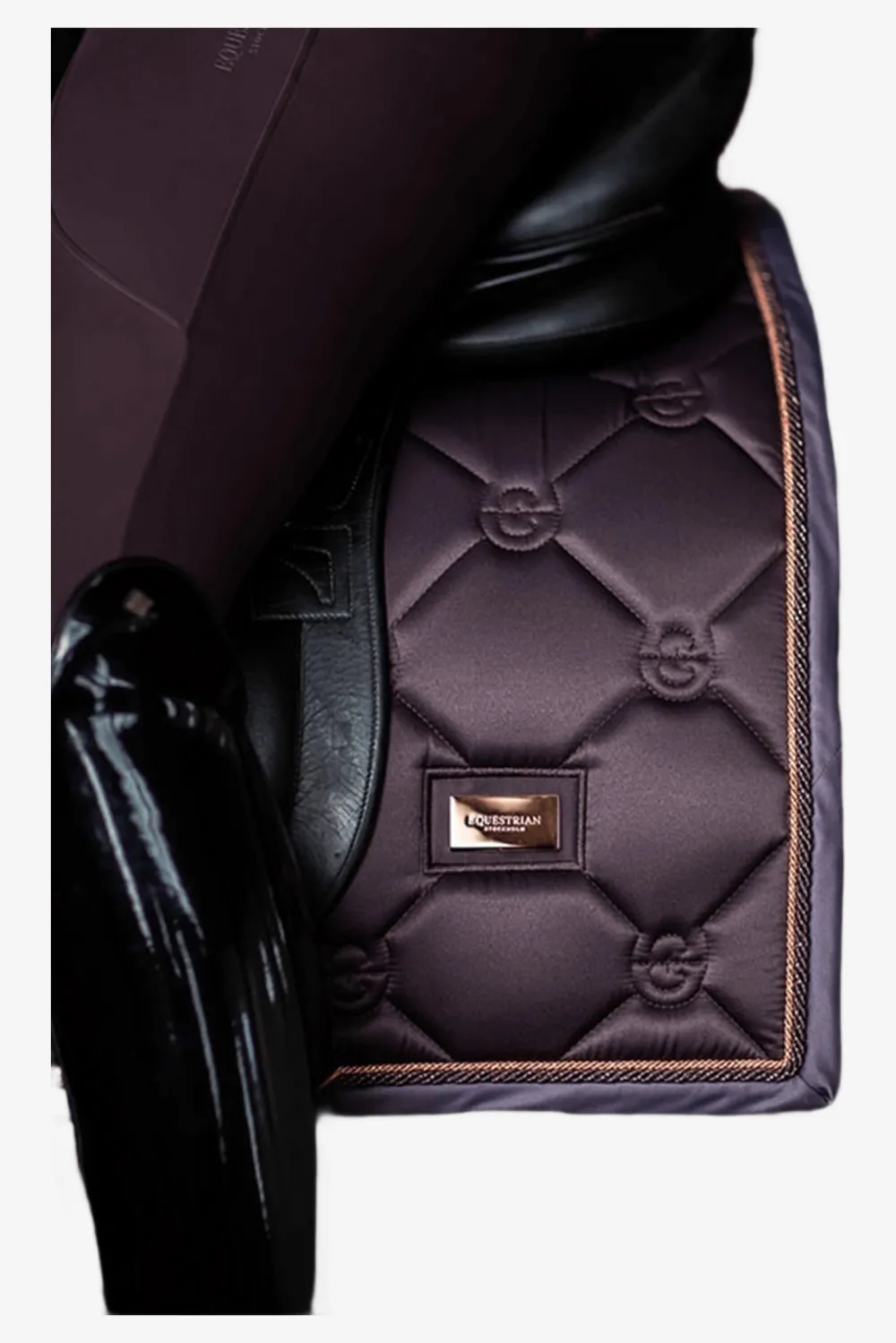 Equestrian Stockholm Schabrak & Huvor-Dressyrschabrak