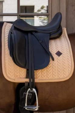 Kentucky Horsewear Kentucky Horsewear|Schabrak & Huvor-Dressyrschabrak Velvet Mini Pearls Beige
