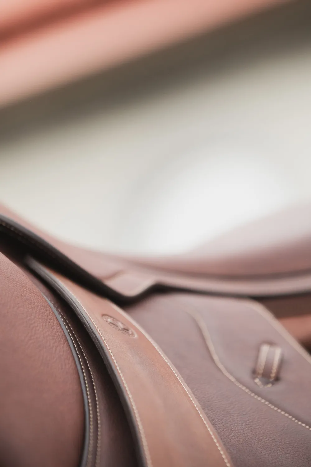 Lippo Lippo|Stigbyglar & Stigläder-Eccelente Stigläder Mono Wide Cognac