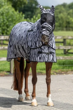 QHP Qhp|Flugskydd-Flugtäcke m Hals och Flughuva Zebra