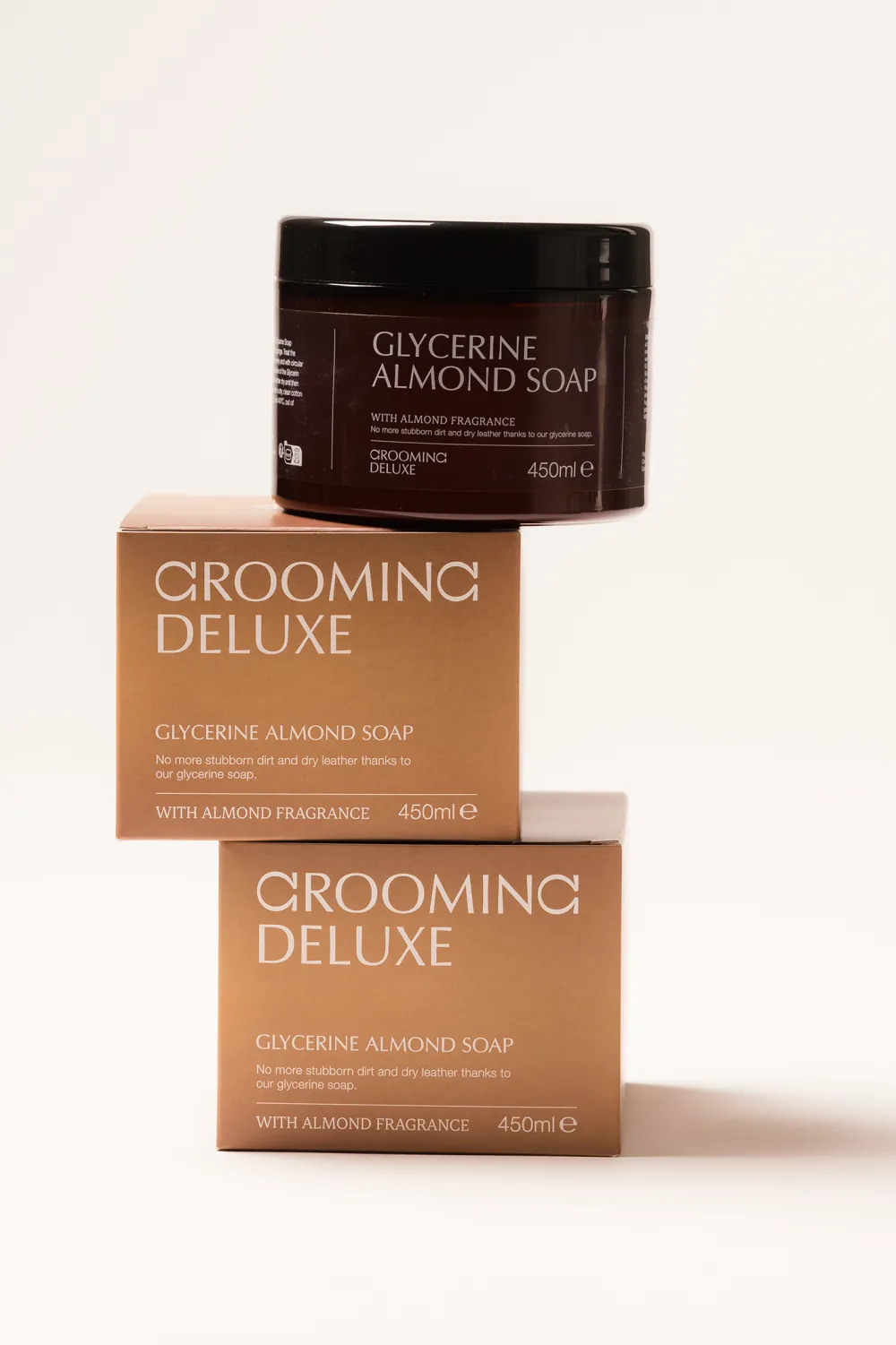 Grooming Deluxe Grooming Deluxe|Skötsel & Hästvård-Glycerin Lädertvål Mandel 450ml