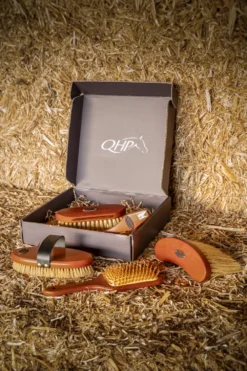 QHP Qhp|Ryktväskor & Ryktborstar-Grooming Set Royal Brown