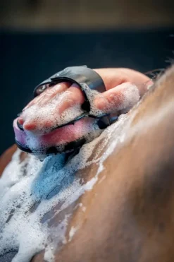 LeMieux Lemieux-Hippo Skrubborste Svart