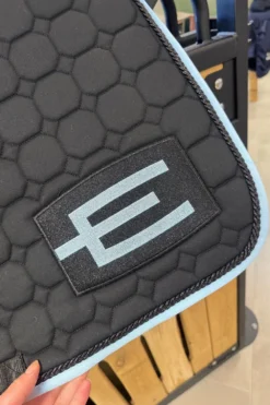 Equiline Schabrak & Huvor|Equiline-Hoppschabrak Octagon Svart/Blå