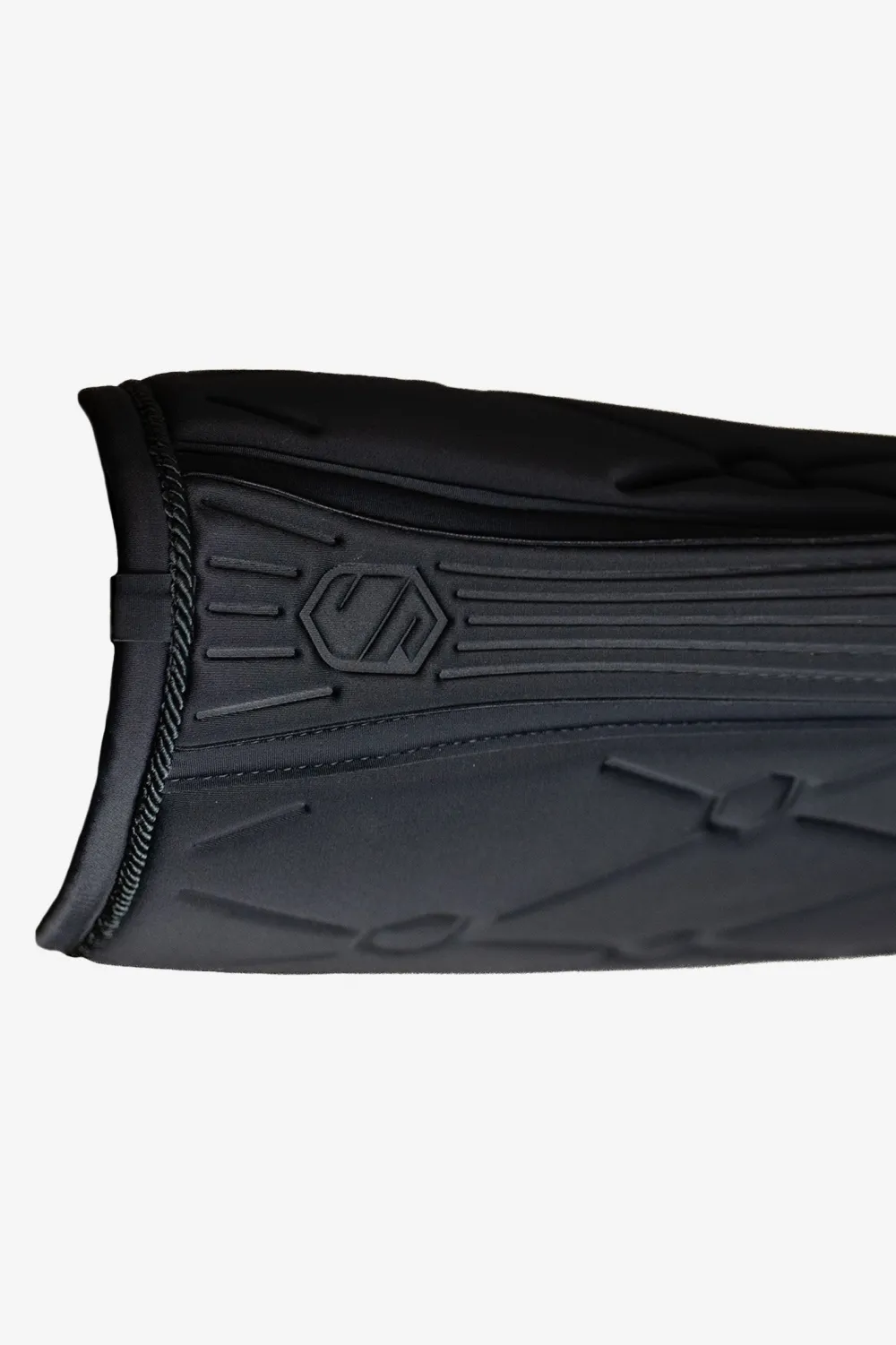 Samshield Samshield|Schabrak & Huvor-Hoppschabrak Spineshield Broderad Svart