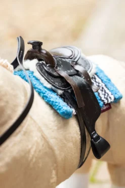 Barn LeMieux Leksakshästar|Lemieux-Leksakshäst Westernschabrak Blå