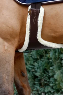 Kentucky Horsewear Sadelgjordar & Tillbehör-Magplatta Fårskinn Brun