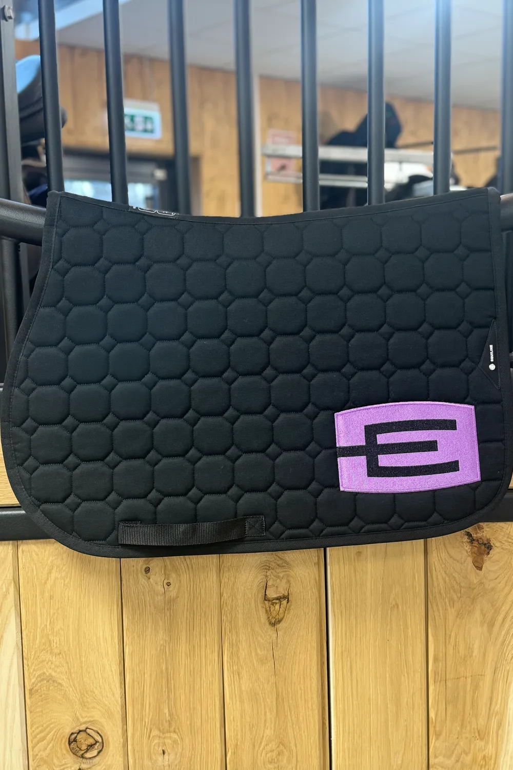 Equiline Equiline-Octagon Hoppschabrak E-logga