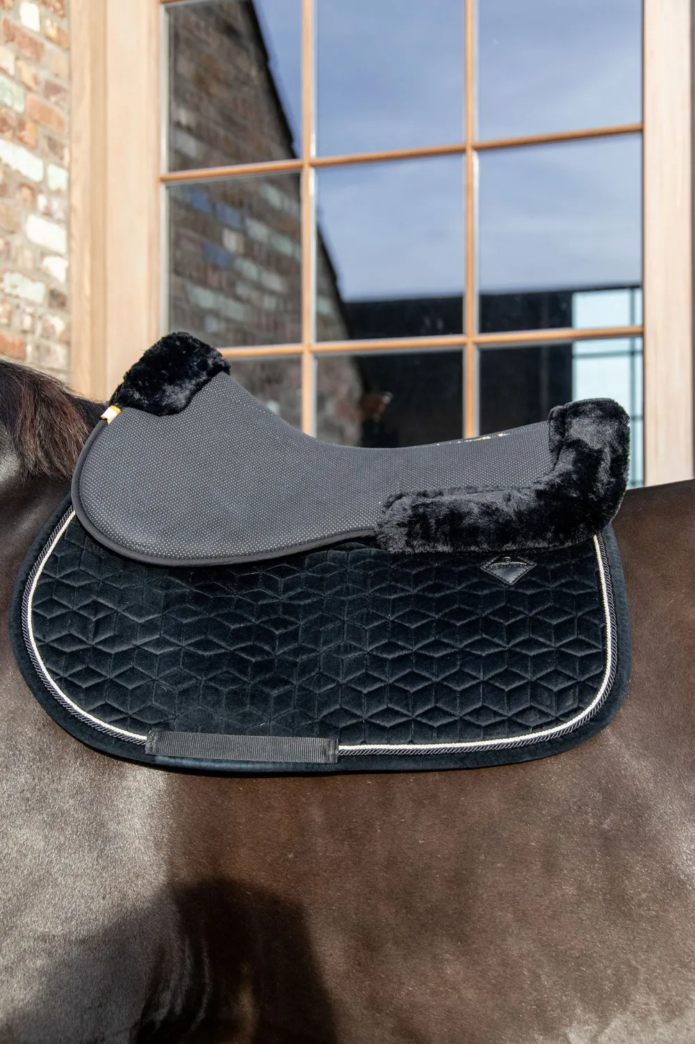 Kentucky Horsewear Sadlar & Sadelpaddar-Sadelpadd Fårskinn