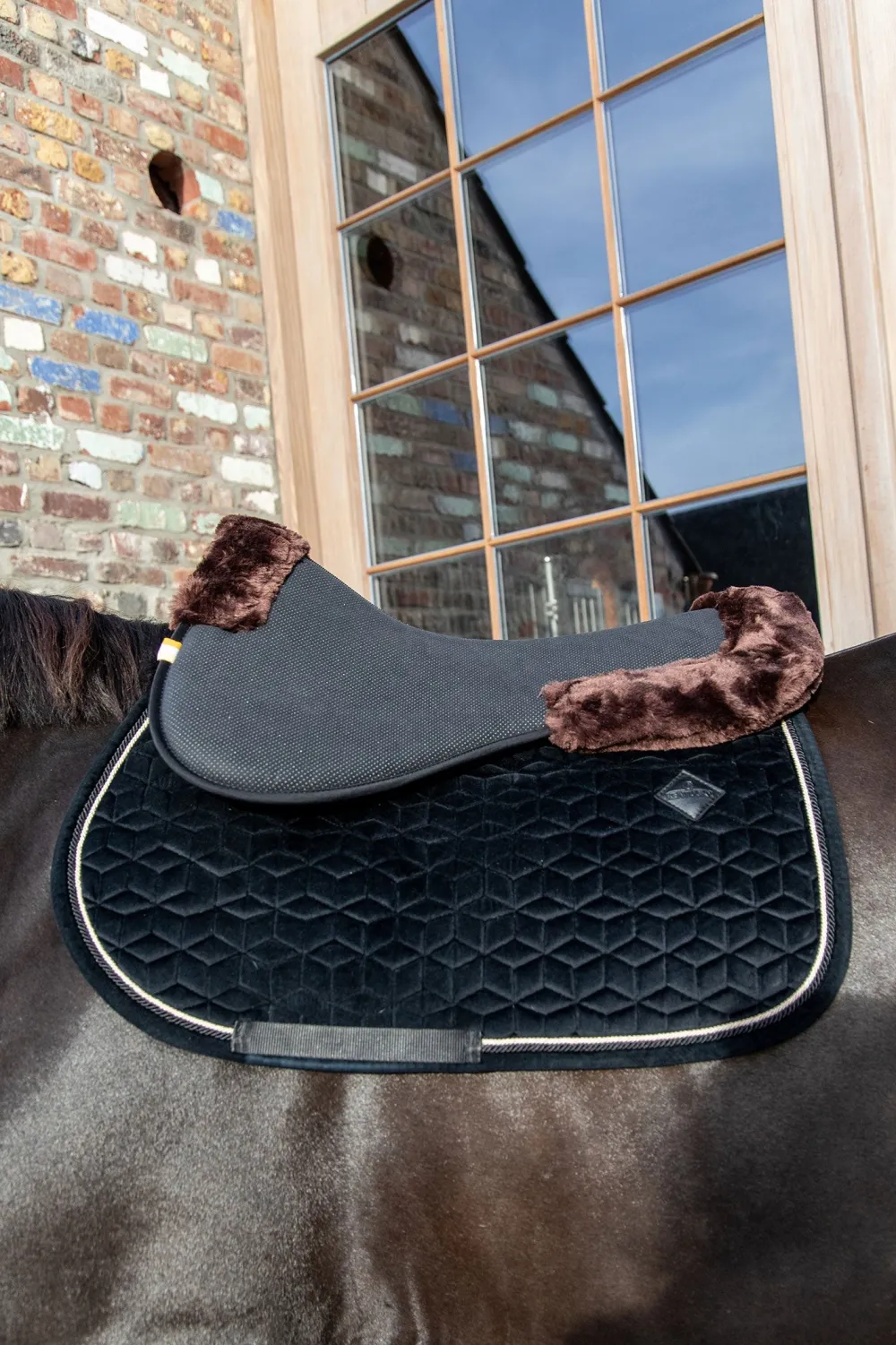 Kentucky Horsewear Sadlar & Sadelpaddar-Sadelpadd Fårskinn