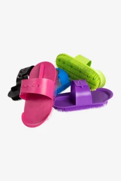 Källquist Equestrian Källquist Equestrian|Ryktväskor & Ryktborstar-Sarvis Plastborste Cerise