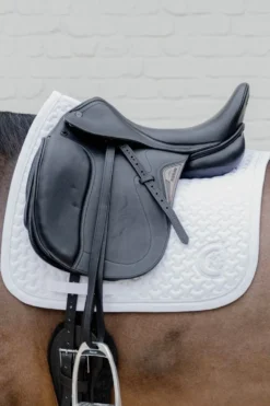 Kentucky Horsewear Kentucky Horsewear|Schabrak & Huvor-Schabrak 3D Logo Vit