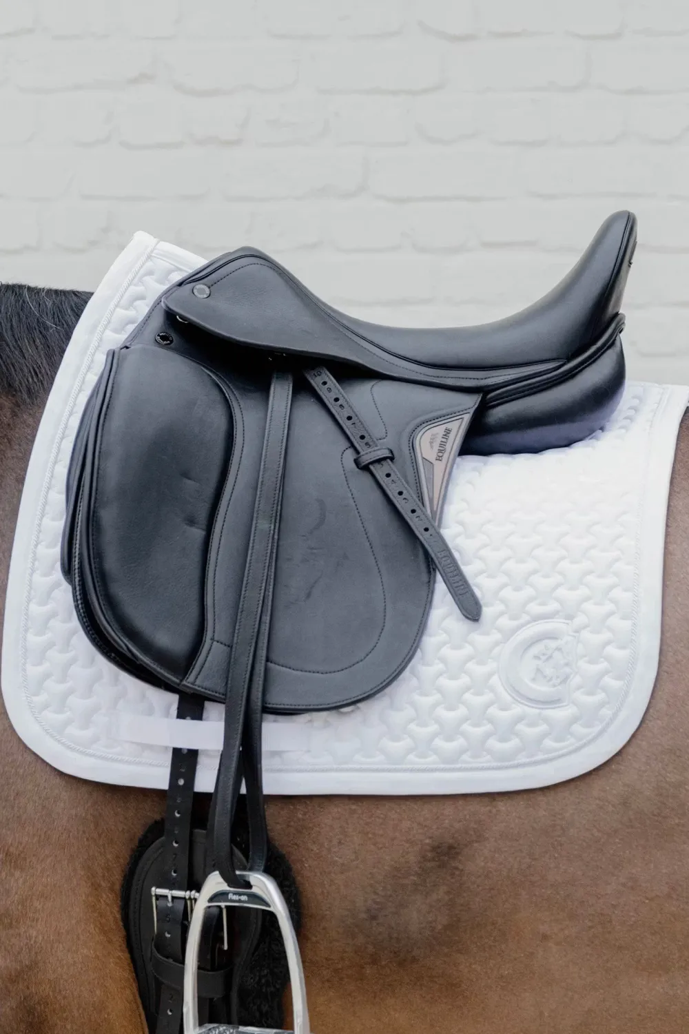 Kentucky Horsewear Kentucky Horsewear|Schabrak & Huvor-Schabrak 3D Logo Vit