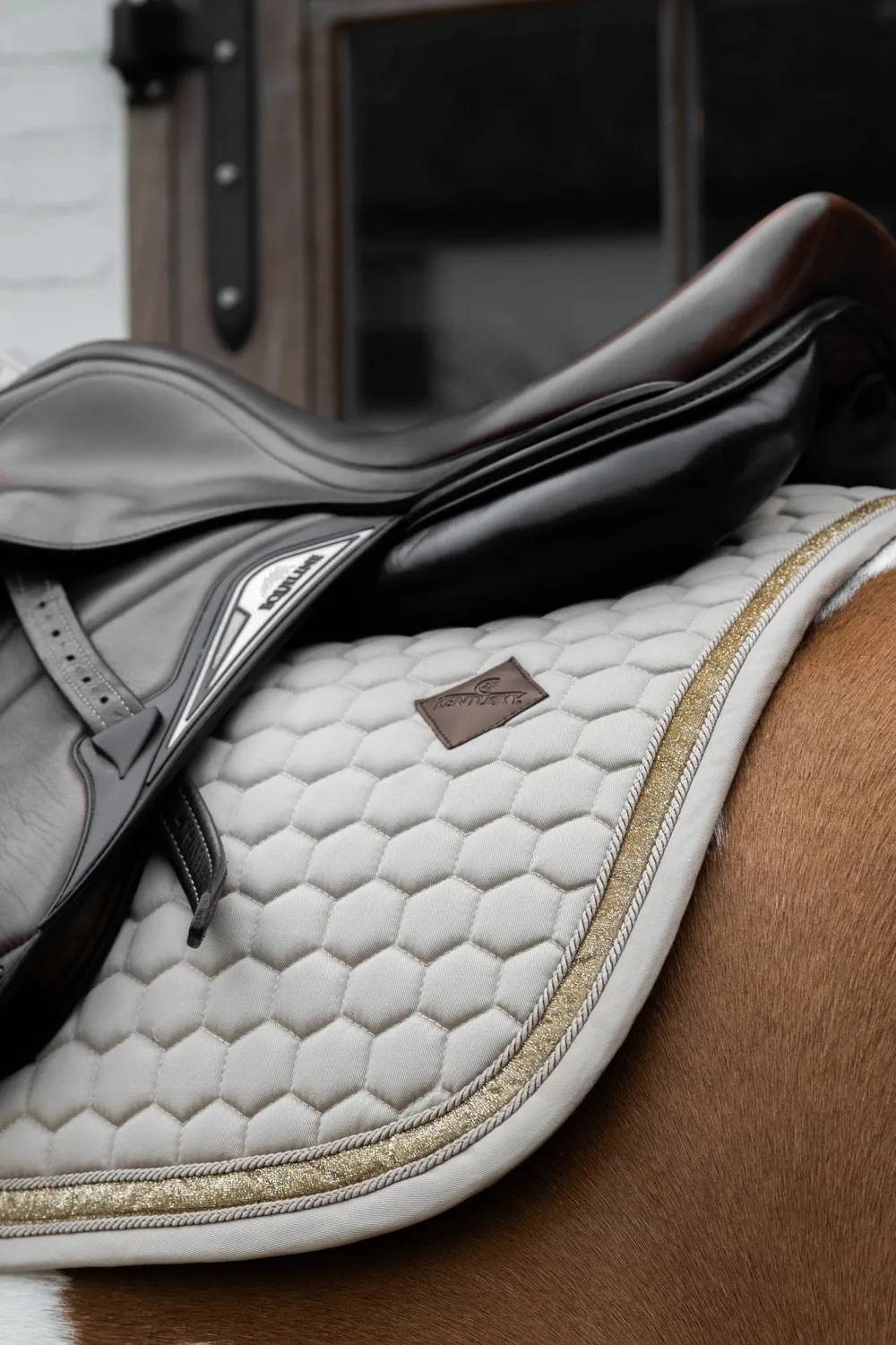 Kentucky Horsewear Kentucky Horsewear|Schabrak & Huvor-Schabrak Glitterband Beige
