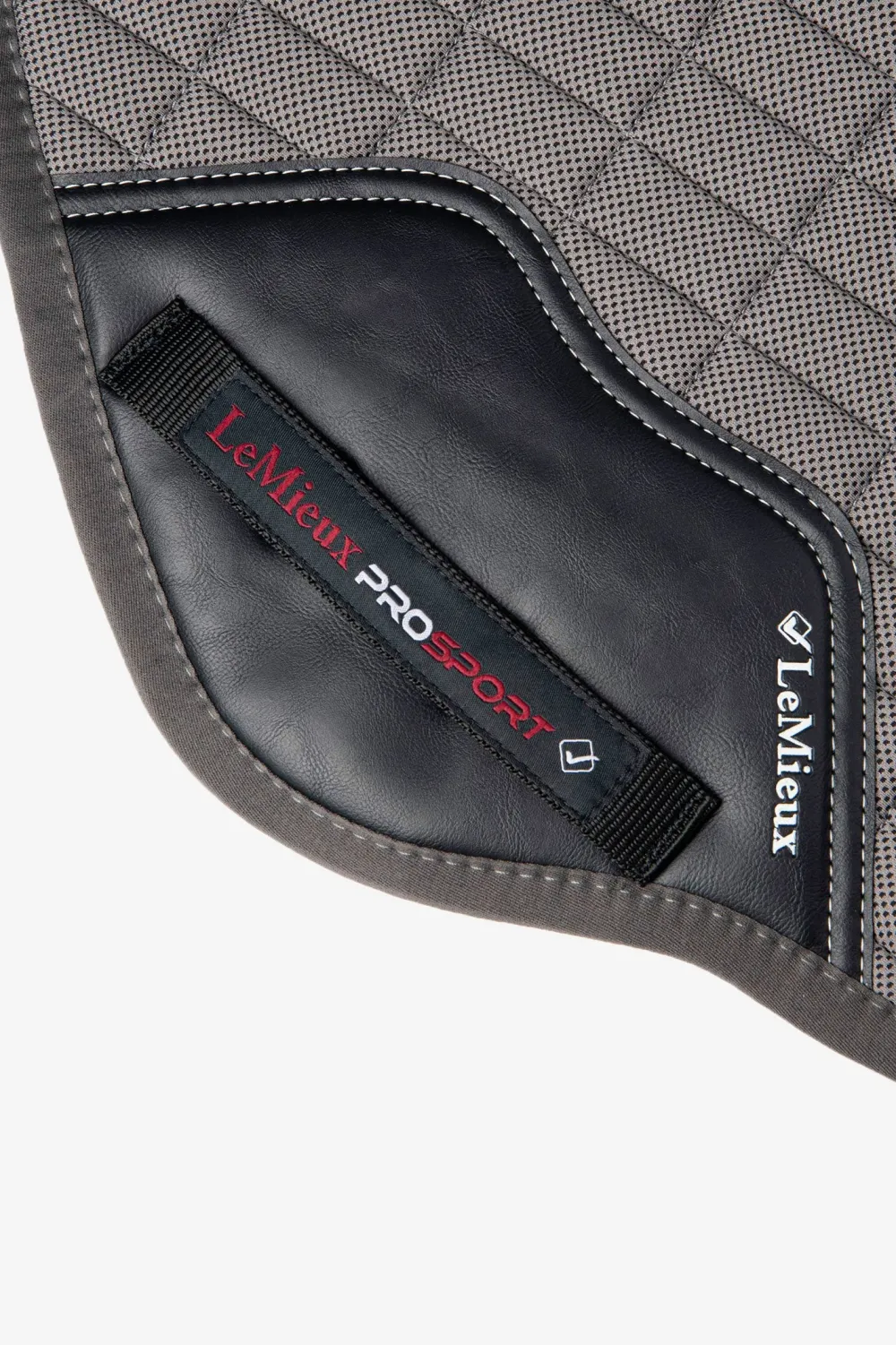 LeMieux Schabrak & Huvor|Lemieux-Sef Coo Hoppschabrak