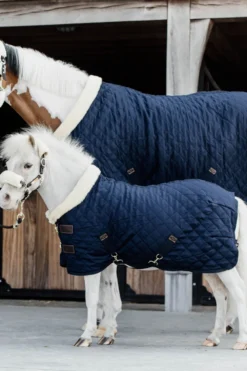 Kentucky Horsewear Hästtäcken & Flughuvor-Show Rug Tiny Kollektion Navy