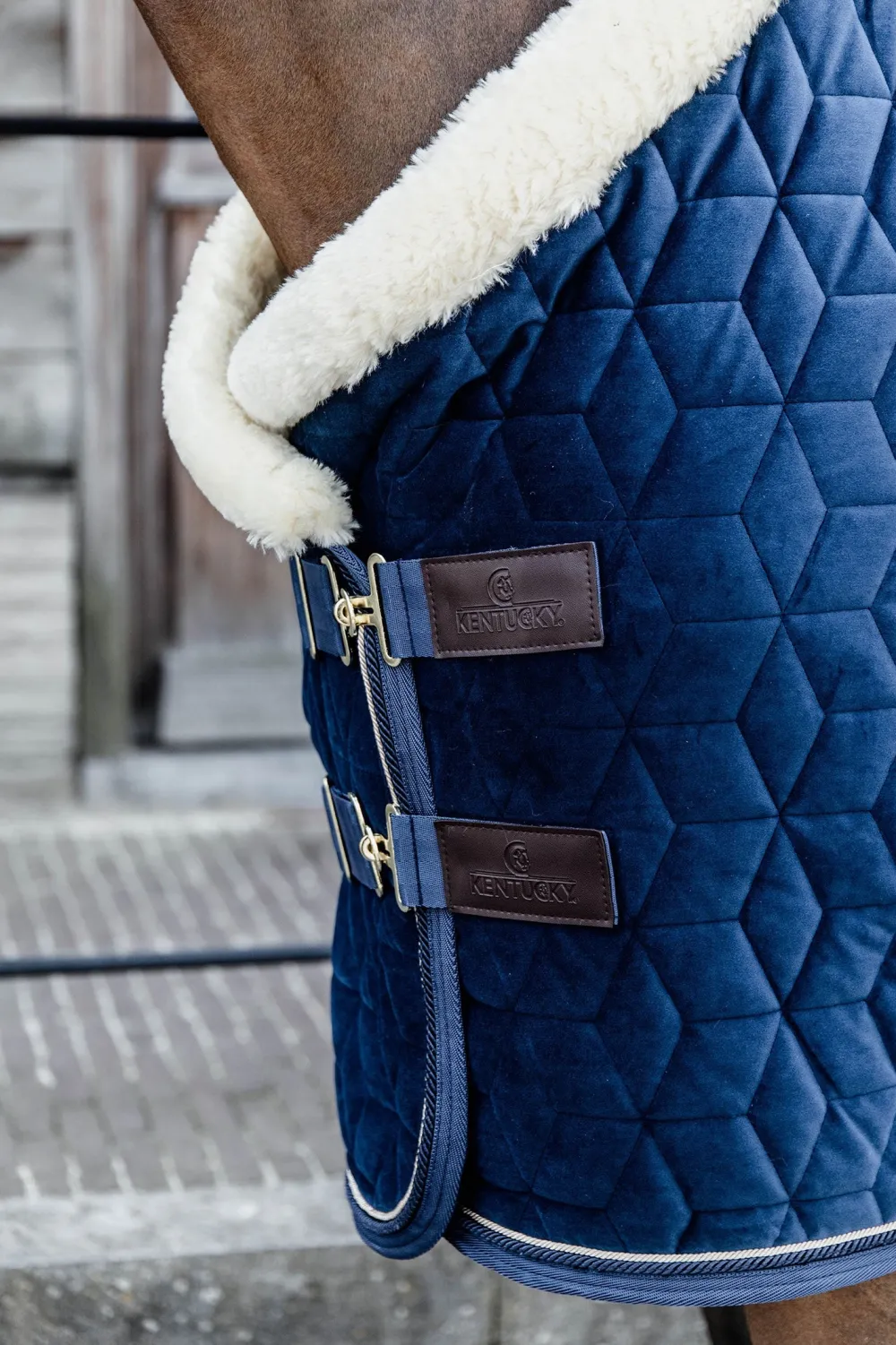 Kentucky Horsewear Hästtäcken & Flughuvor-Show Rug Velvet g Navy