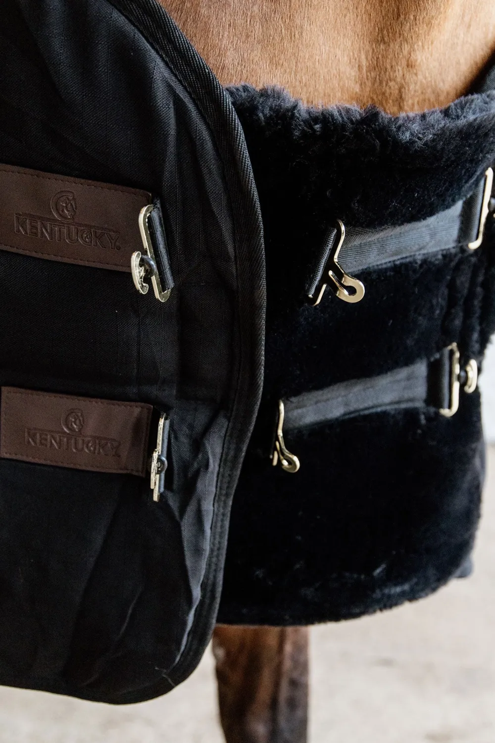 Kentucky Horsewear Hästtäcken & Flughuvor|Kentucky Horsewear-Täckesförlängare Fårskinn Svart